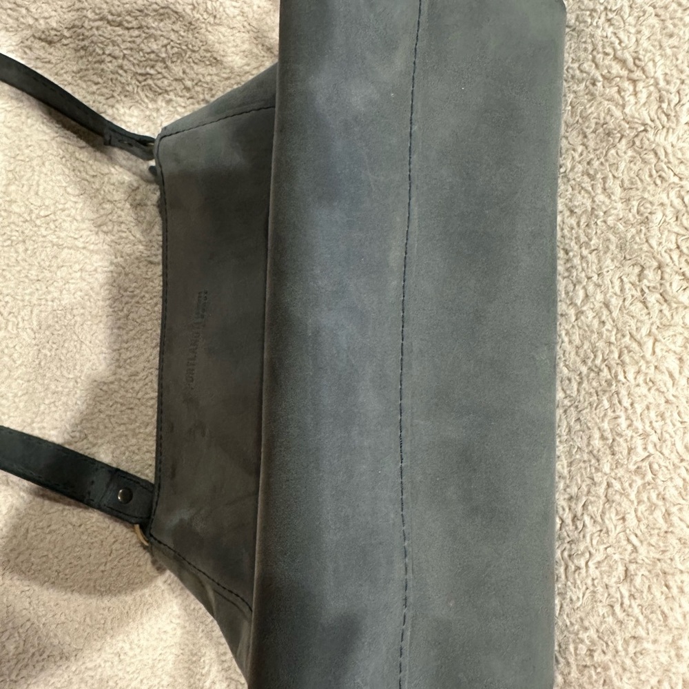 Portland Leather Triangle Bag - Picture 3 of 6